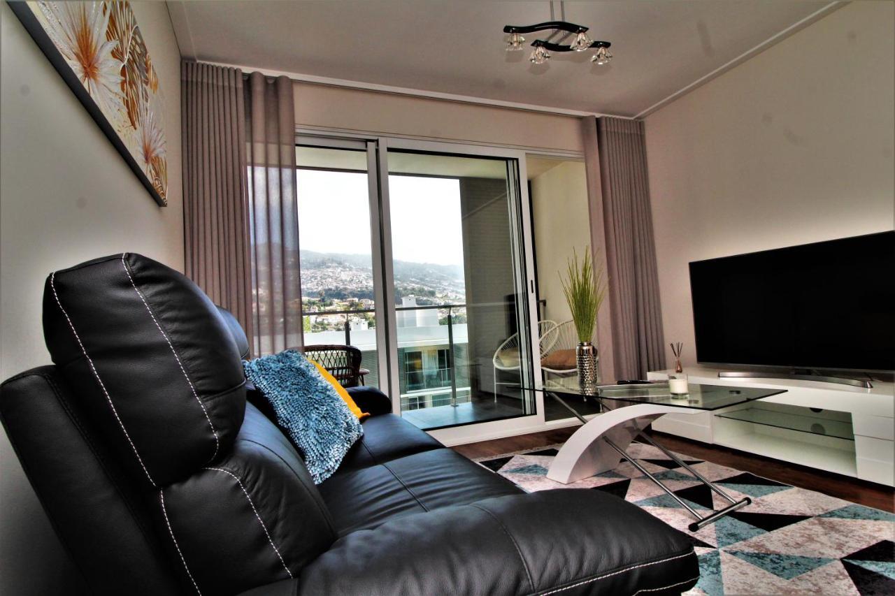 Madalenas Palace Apartment Φουνκάλ Εξωτερικό φωτογραφία