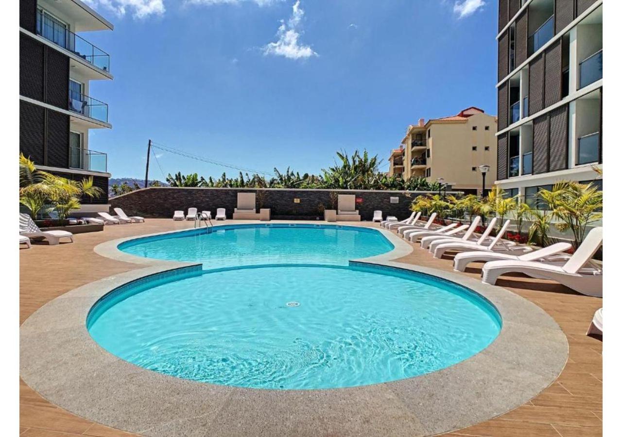 Madalenas Palace Apartment Φουνκάλ Εξωτερικό φωτογραφία